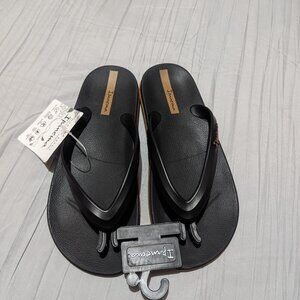 Ipanema anatomic lapa flip flops, Black, US 8
